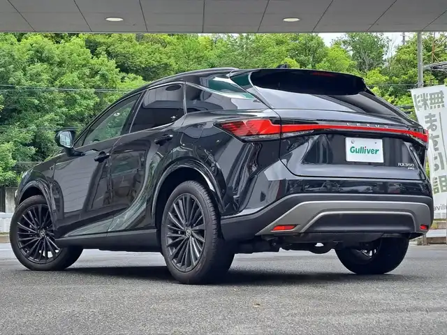 レクサス ＲＸ 350 バージョンL 大阪府 2023(令5)年 1.2万km グラファイトブラックガラスフレーク /禁煙車//ワンオーナー//サンルーフ//デジタルインナーミラー//寒冷地仕様//14インチディスプレイオーディオ//フルセグテレビ//全方位カメラ//前後席シートヒーター・シートベンチレーション//ステアリングヒーター//ブラインドスポットモニター//カラーヘッドアップディスプレイ//電動リアゲート//デジタルインナーミラー//100Vアクセサリーコンセント//ルーフレール//純正21インチアルミホイール//保証書//取扱説明書//スペアキー