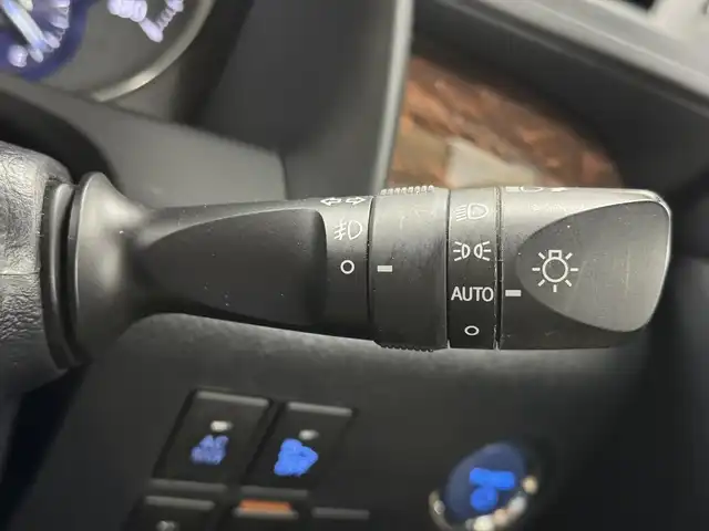 トヨタ アルファードハイブリット G Fパッケージ 三重県 2019(令1)年 11.2万km ホワイトパールクリスタルシャイン ハイブリッド/E-four（4WD）/MTモード付インパネCVT/純正 10インチナビ NSZN-Z68T/（AM/FM/CD/DVD/TV/SD/SDREC/Bluetooth）/バックガイドモニター/モデリスタエアロ（F/S/R下）/両側パワースライドドア/ドライブレコーダー 前後/ビルトイン ETC/Toyota Safety Sense/・プリクラッシュセーフティ/・レーントレーシングアシスト/・レーダークルコン（全車速追従機能付）/・アダプティブハイビームシステム/・インテリジェントクリアランスソナー（パーキングサポートブレーキ［静止物＆後方接近車］）/・【OP】ブラインドスポットモニター＆リヤクロストラフィックアラート/・ロードサインアシスト［RSA］/など/装備/・【OP】ツインムーンルーフ/・【OP】デジタルインナーミラー/・ベージュ本革シート/・AC100Vアクセサリーコンセント（1500W：5ヶ）/・シートヒーター＆ベンチレーション（D/N）/・ステアリングヒーター/・エグゼクティブパワーシート（D6way/N4way＆電動オットマン/2ndシート電動リクライニング・オットマン）/・両側パワースライドドア/・パワーバックドア/など