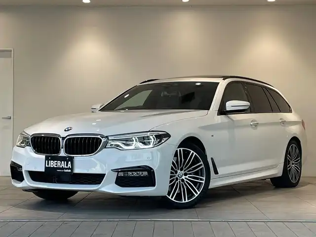 ＢＭＷ ５３０ｉ ツーリング Mスポーツ 愛知県 2018(平30)年 5.3万km アルピンホワイトⅢ サンルーフ　/レザーＰＫＧ　/ＨＵＤ　/ｈ／ｋサウンド　/シートヒーター　/純正ナビ　/Ｂｌｕｅｔｏｏｔｈ　/３６０度カメラ　/フルセグＴＶ　/ACC/ＬＫＡ　/ＢＳＭ　/ミラー型ＥＴＣ　/パワーバックドア　/ＬＥＤヘッドライト/アイドリングストップ