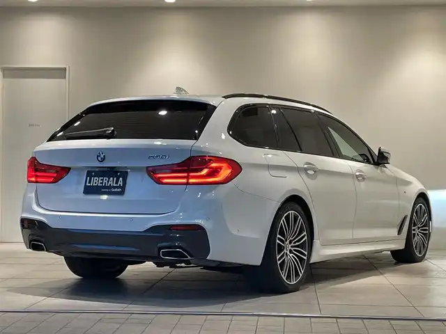ＢＭＷ ５３０ｉ ツーリング Mスポーツ 愛知県 2018(平30)年 5.3万km アルピンホワイトⅢ サンルーフ　/レザーＰＫＧ　/ＨＵＤ　/ｈ／ｋサウンド　/シートヒーター　/純正ナビ　/Ｂｌｕｅｔｏｏｔｈ　/３６０度カメラ　/フルセグＴＶ　/ACC/ＬＫＡ　/ＢＳＭ　/ミラー型ＥＴＣ　/パワーバックドア　/ＬＥＤヘッドライト/アイドリングストップ
