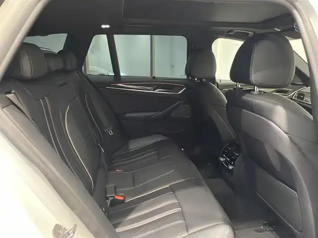 ＢＭＷ ５３０ｉ ツーリング Mスポーツ 愛知県 2018(平30)年 5.3万km アルピンホワイトⅢ サンルーフ　/レザーＰＫＧ　/ＨＵＤ　/ｈ／ｋサウンド　/シートヒーター　/純正ナビ　/Ｂｌｕｅｔｏｏｔｈ　/３６０度カメラ　/フルセグＴＶ　/ACC/ＬＫＡ　/ＢＳＭ　/ミラー型ＥＴＣ　/パワーバックドア　/ＬＥＤヘッドライト/アイドリングストップ