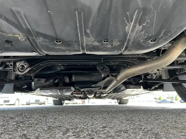 ホンダ アコード ハイブリッド EX 滋賀県 2013(平25)年 5.6万km ホワイトオーキッドパール ガソリン（ハイブリッド）/2WD(FF)/CVT/純正メーカーナビ/(AM/FM/CD/DVD/iPod/AUX/USB/Bluetooth/HDD/ワンセグ)/バックカメラ/ビルトインETC/GPSレーダー/プリクラッシュブレーキアシスト	/レーンキープアシスト	/レーダークルーズコントロール/黒革シート/メモリーシート/運転席・助手席シートヒーター/革巻きステアリング/ステアリングスイッチ/オートライト/LEDヘッドライト/フロントフォグ/フルオートエアコン/プッシュスタート/純正フロアマット/ドアバイザー/電格ウインカーミラー