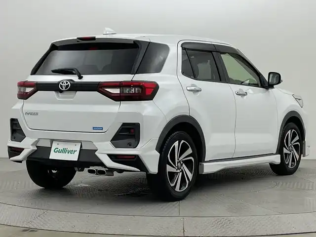 トヨタ ライズ Z 新潟県 2020(令2)年 5.5万km シャイニングホワイトパール ワンオーナー/４WD/衝突被害軽減ブレーキ/レーンキープアシスト/モデリスタエアロ/純正9インチディスプレイオーディオ/　（フルセグTV/BT/USB/iPod/AM/FM）/バックカメラ/レーダークルーズコントロール/LEDオートライト/シートヒーター/純正17インチアルミホイール/ステアリングスイッチ/アイドリングストップ/USBポート/スマートキー/ビルトインETC