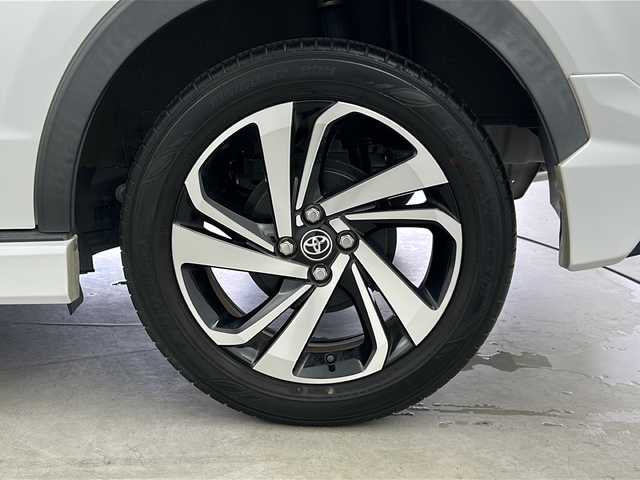トヨタ ライズ Z 福井県 2020(令2)年 5.5万km シャイニングホワイトパール ワンオーナー/４WD/衝突被害軽減ブレーキ/レーンキープアシスト/モデリスタエアロ/純正9インチディスプレイオーディオ/【フルセグTV/BT/USB/iPod/AM/FM】/バックカメラ/レーダークルーズコントロール/LEDオートライト/シートヒーター/純正17インチアルミホイール/ステアリングスイッチ/アイドリングストップ/USBポート/スマートキー/ビルトインETC