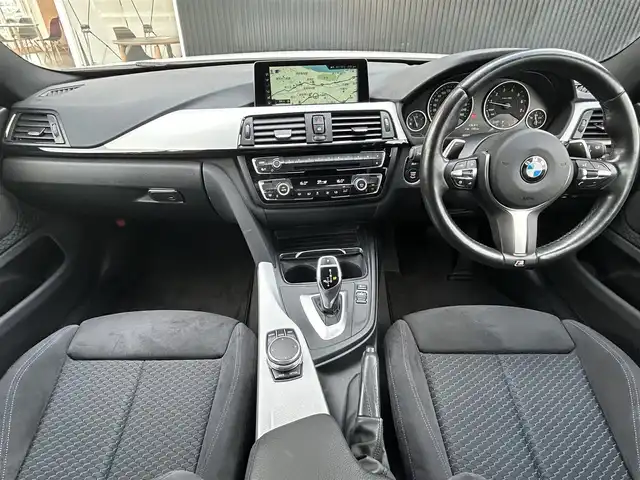 ＢＭＷ ４２０ｉ グランクーペ Mスポーツ 福岡県 2017(平29)年 6.1万km アルピンホワイトⅢ ワンオーナー/アダプティブクルーズコントロール/レーンディパーチャーウォーニング/レーンチェンジウォーニング/純正ナビ/バックカメラ/Bluetooth/パークディスタンスコントロール　/CD/DVD/AUX/USB/パワーバックドア/ステアリングスイッチ/パドルシフト　/純正18インチアルミホイール/ミラー一体型ETC