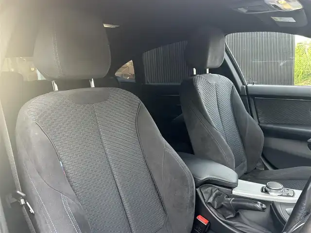 ＢＭＷ ４２０ｉ グランクーペ Mスポーツ 福岡県 2017(平29)年 6.1万km アルピンホワイトⅢ ワンオーナー/アダプティブクルーズコントロール/レーンディパーチャーウォーニング/レーンチェンジウォーニング/純正ナビ/バックカメラ/Bluetooth/パークディスタンスコントロール　/CD/DVD/AUX/USB/パワーバックドア/ステアリングスイッチ/パドルシフト　/純正18インチアルミホイール/ミラー一体型ETC