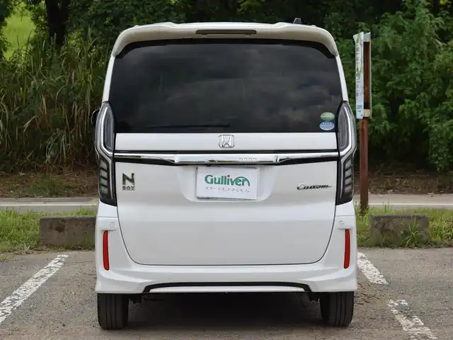ホンダ Ｎ ＢＯＸ カスタム G L ホンダセンシング 福岡県 2019(平31)年 7.9万km プラチナホワイトパール 社外ナビ【AVICーRZ302】/　CD/DVD/ワンセグ/バックカメラ/スマートキー/プッシュスタート/片側パワースライドドア/ホンダセンシング/　・衝突軽減ブレーキ/　・誤発進抑制機能/　・後方誤発進抑制機能/　・歩行者事故低減ステアリング/　・ACC（アダプティブクルーズコントロール）/　・LKAS（車線維持支援システム）/　・先行車発進お知らせ機能/純正LEDヘッドライト/純正14インチアルミ/ETC