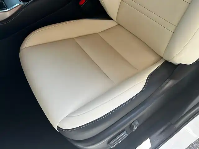 レクサス ＮＸ 300 Iパッケージ 富山県 2018(平30)年 8.7万km ソニッククォーツ AM/FMラジオ/CD/DVD再生/Bluetooth接続/フルセグTV/Miracast/４WD/LEDヘッドランプ/クサスセーフティシステム＋/プリクラッシュセーフティ/レーダークルーズコントロール/レーンディパーチャーアラート/アダプティブハイビームシステム/パドルシフト/AWDロックモード/横滑り防止装置/アイドリングストップ/L-tex素材シート/パワーシート/シートヒーター/ステアリングヒーター/パワーバックドア/10.3インチナビ/バックカメラ・サイドカメラ/ETC2.0/純正17インチAW