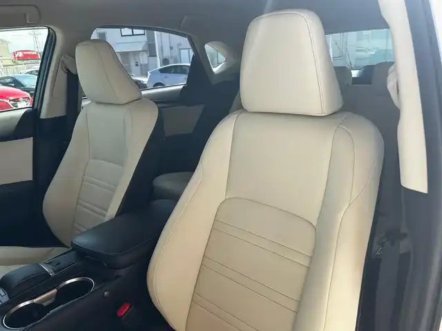 レクサス ＮＸ 300 Iパッケージ 富山県 2018(平30)年 8.7万km ソニッククォーツ AM/FMラジオ/CD/DVD再生/Bluetooth接続/フルセグTV/Miracast/４WD/LEDヘッドランプ/クサスセーフティシステム＋/プリクラッシュセーフティ/レーダークルーズコントロール/レーンディパーチャーアラート/アダプティブハイビームシステム/パドルシフト/AWDロックモード/横滑り防止装置/アイドリングストップ/L-tex素材シート/パワーシート/シートヒーター/ステアリングヒーター/パワーバックドア/10.3インチナビ/バックカメラ・サイドカメラ/ETC2.0/純正17インチAW