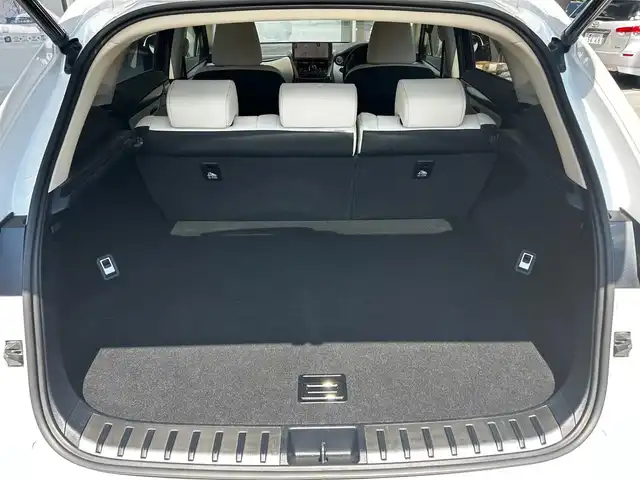 レクサス ＮＸ 300 Iパッケージ 富山県 2018(平30)年 8.7万km ソニッククォーツ AM/FMラジオ/CD/DVD再生/Bluetooth接続/フルセグTV/Miracast/４WD/LEDヘッドランプ/クサスセーフティシステム＋/プリクラッシュセーフティ/レーダークルーズコントロール/レーンディパーチャーアラート/アダプティブハイビームシステム/パドルシフト/AWDロックモード/横滑り防止装置/アイドリングストップ/L-tex素材シート/パワーシート/シートヒーター/ステアリングヒーター/パワーバックドア/10.3インチナビ/バックカメラ・サイドカメラ/ETC2.0/純正17インチAW