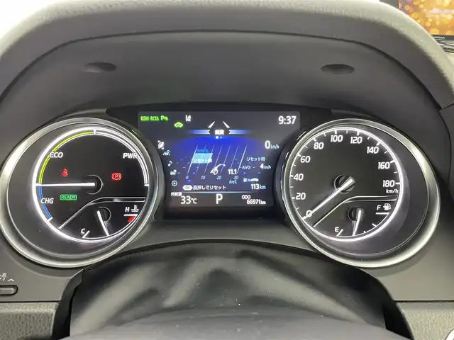 トヨタ カムリ WSレザーパッケージ 熊本県 2018(平30)年 6.7万km プラチナホワイトパールマイカ 純正ナビ（ＣＤ・ＤＶＤ・フルセグ・ＢＴ）/バックカメラ　/社外前後ドライブレコーダー　/ビルトインＥＴＣ　/前後クリアランスソナー　/前席シートヒーター　/前席パワーシート　/社外レーダー　/トヨタセーフティーセンス/・プリクラッシュセーフティ/・オートハイビーム/・ブラインドスポットモニター/・リアクロストラフィックアラート/・レーンディパーチャーアラート/・ロードサインアシスト/横滑り防止装置/ヘッドアップディスプレイ/ハーフレザーシート/純正フロアマット/純正１８インチAW/オートライト/LEDヘッドライト/フォグライト/スマートキー/プッシュスタート/保証書/取扱説明書