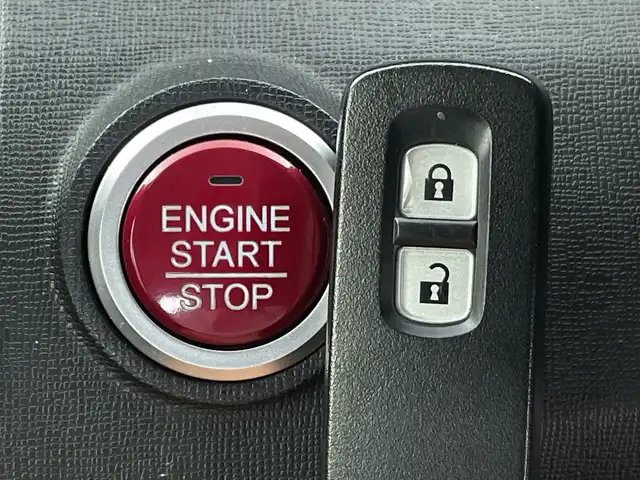 ホンダ Ｎ ＯＮＥ G Lパッケージ 新潟県 2013(平25)年 8.5万km プレミアムホワイトパール ワンオーナー/純正ディスプレイオーディオ/バックモニター/ETC/ローダウン/スマートキー/横滑り防止装置/オートライト