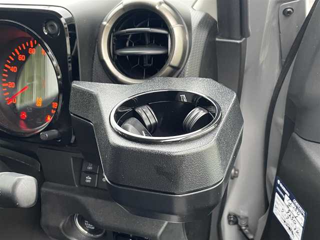 スズキ ジムニー シエラ JC 群馬県 2024(令6)年 1.1万km ブルームピンクメタリック 衝突軽減ブレーキシステム/レーンキープアシスト/レーダークルーズコントロール/社外メモリナビゲーション/（CD/DVD/SD/BT/フルセグTV）/バックカメラ/ビルトインETC/ナビ連動ドライブレコーダー/レーダー探知機/前席シートヒーター/ミラーヒーター/LEDヘッドライト/電格ミラー/ドアバイザー/社外シーケンシャルテールランプ/社外マフラー/純正フロアマット/純正15インチアルミホイール