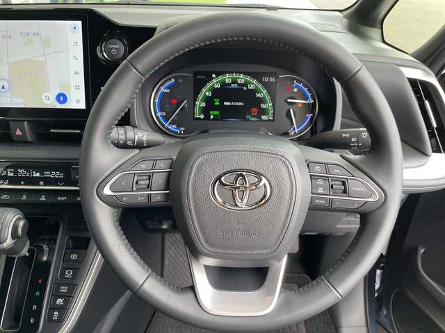トヨタ ヴォクシー ハイブリッド S－Z 愛知県 2024(令6)年 0.8万km マッシブグレー 純正10.5型ディズプレイオーディオナビ/両側パワースライドドア/レーダークルーズコントロール/シートヒーター/バックカメラ/コーナーセンサー/純正アルミホイール/ETC2.0/LEDヘッドライト/インテリジェントミラー/リアオートエアコン/ドライブレコーダー/衝突軽減システム/フルセグ/CD DVD/Bluetooth/ステアリングスイッチ/スマートキー/プッシュスタート