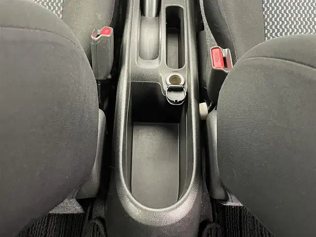 日産 ノート X DIG－S 大分県 2014(平26)年 4.1万km スーパーブラック 社外SDナビ/（フルセグ/CD/DVD/Bluetooth）/ETC/オートライト/ヘッドライトレベライザー/オートエアコン/電動格納ミラー/アイドリングストップ/プッシュスタート・スマートキー