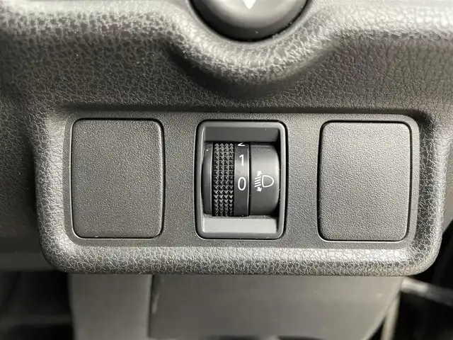 日産 ノート X DIG－S 大分県 2014(平26)年 4.1万km スーパーブラック 社外SDナビ/（フルセグ/CD/DVD/Bluetooth）/ETC/オートライト/ヘッドライトレベライザー/オートエアコン/電動格納ミラー/アイドリングストップ/プッシュスタート・スマートキー