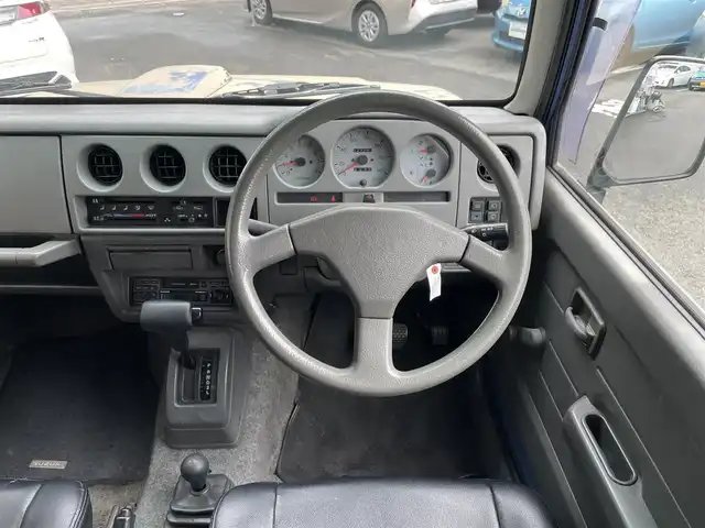 スズキ ジムニー XL－LTD 静岡県 1998(平10)年 12.8万km ベージュ ４ＷＤ　/ターボ　/３インチリフトＵＰ　/社外革調シートカバー　/純正オーディオ　　/純正鉄チンホイール　/ドアバイザー　　/保証書