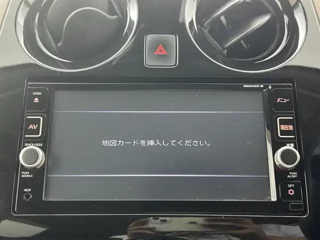 日産 ノート e－パワー メダリスト 熊本県 2017(平29)年 5.9万km オレンジ 純正ナビMM316D-W（ＣＤ・ＤＶＤ・フルセグ・ＢＴ・ＡＵＸ・Ｉｐｏｄ）/全周囲カメラ　/純正前方ドライブレコーダー　/ビルトインＥＴＣ　/前後クリアランスソナー　/衝突軽減ブレーキ　/レーンキープアシスト　/横滑り防止/電動格納ミラー/ハーフレザーシート/純正フロアマット/純正１５インチAW/オートライト/LEDヘッドライト/スマートキー/プッシュスタート
