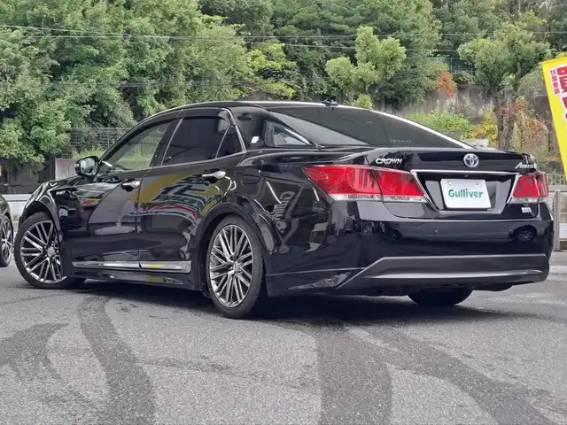 トヨタ クラウン ハイブリッド アスリートG 大阪府 2013(平25)年 11.5万km ブラック /サンルーフ//リアサンシェード//純正ディーラーHDDナビ//Bluetooth/CD/DVD/USB//フルセグテレビ//全方位カメラ・バックカメラ//前後コーナーセンサー//デジタルインナーミラー//ビルトインETC//前後純正ドライブレコーダー/DRT-H61A//GPSアンテナ内蔵レーダー探知機/GWR81sd//クルーズコントロール//前席パワーシート/D席メモリー付//前席シートヒーター・エアーシート//ステアリングヒーター//黒革シート//純正フロアマット//純正18インチアルミホイール//純正リアエアロ//ビルトインETC//スペアキー×1