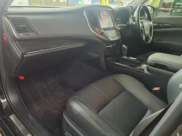 トヨタ クラウン ハイブリッド アスリートG 大阪府 2013(平25)年 11.5万km ブラック /サンルーフ//リアサンシェード//純正ディーラーHDDナビ//Bluetooth/CD/DVD/USB//フルセグテレビ//全方位カメラ・バックカメラ//前後コーナーセンサー//デジタルインナーミラー//ビルトインETC//前後純正ドライブレコーダー/DRT-H61A//GPSアンテナ内蔵レーダー探知機/GWR81sd//クルーズコントロール//前席パワーシート/D席メモリー付//前席シートヒーター・エアーシート//ステアリングヒーター//黒革シート//純正フロアマット//純正18インチアルミホイール//純正リアエアロ//ビルトインETC//スペアキー×1