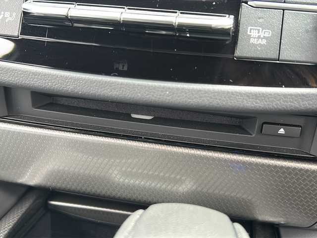 トヨタ クラウン ハイブリッド RS リミテッドⅡ 広島県 2022(令4)年 2.9万km プレシャスブラックパール 禁煙車/TRDエアロ(F.S.R)/トヨタセーフティセンス/・プリクラッシュセーフティ/・オートマチックハイビーム/・LDA/LTA/・レーダークルーズコントロール/・RSA/・先行車発進告知/BSM/HUD/クリアランスソナー/純正12.3インチコネクティッドナビ/・フルセグTV/Bluetooth/CD/DVD/AM/FM/TVキャンセラー/パノラミックビューモニター/シーケンシャルウインカー/レザーシート/前席パワーシート/前席シートヒーター/シートベンチレーション/革巻きステアリング/ステアリングヒーター/ステアリングスイッチ/LEDヘッドライト/フォグランプ/オートライト/AC100V1500Wコンセント/ビルトインETC2.0/ドライブレコーダー（DC-DR652）/純正18インチAW/プッシュスタート/スマートキー/スペアキー