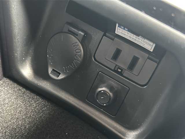 トヨタ クラウン ハイブリッド RS リミテッドⅡ 広島県 2022(令4)年 2.9万km プレシャスブラックパール 禁煙車/TRDエアロ(F.S.R)/トヨタセーフティセンス/・プリクラッシュセーフティ/・オートマチックハイビーム/・LDA/LTA/・レーダークルーズコントロール/・RSA/・先行車発進告知/BSM/HUD/クリアランスソナー/純正12.3インチコネクティッドナビ/・フルセグTV/Bluetooth/CD/DVD/AM/FM/TVキャンセラー/パノラミックビューモニター/シーケンシャルウインカー/レザーシート/前席パワーシート/前席シートヒーター/シートベンチレーション/革巻きステアリング/ステアリングヒーター/ステアリングスイッチ/LEDヘッドライト/フォグランプ/オートライト/AC100V1500Wコンセント/ビルトインETC2.0/ドライブレコーダー（DC-DR652）/純正18インチAW/プッシュスタート/スマートキー/スペアキー