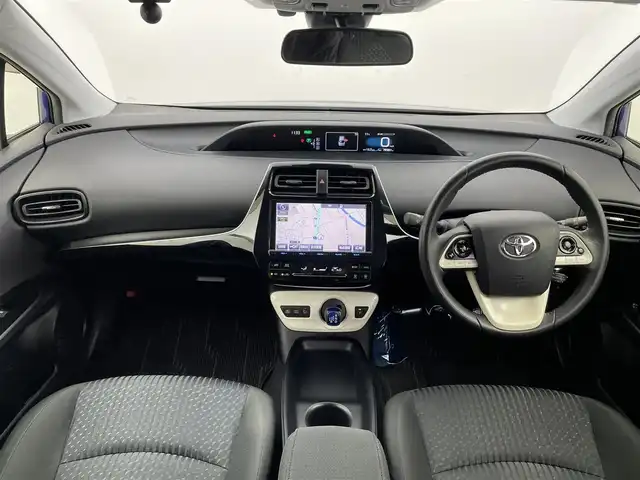 トヨタ プリウス S 宮城県 2016(平28)年 7.9万km ダークブルーマイカM 4WD/サンルーフ/純正9インチナビ/【AM/FM/CD/DVD/SD/フルセグTV/BT】/トヨタセーフティーセンス/ビルトインETC/バックカメラ/LEDヘッドランプ/フォグランプ/ドライブレコーダー/純正エンジンスターター/純正フロアマット/ドアバイザー