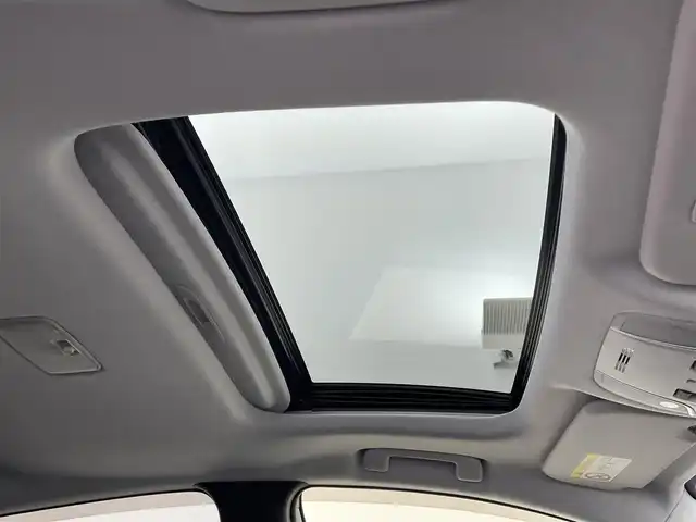 トヨタ プリウス S 宮城県 2016(平28)年 7.9万km ダークブルーマイカM 4WD/サンルーフ/純正9インチナビ/【AM/FM/CD/DVD/SD/フルセグTV/BT】/トヨタセーフティーセンス/ビルトインETC/バックカメラ/LEDヘッドランプ/フォグランプ/ドライブレコーダー/純正エンジンスターター/純正フロアマット/ドアバイザー