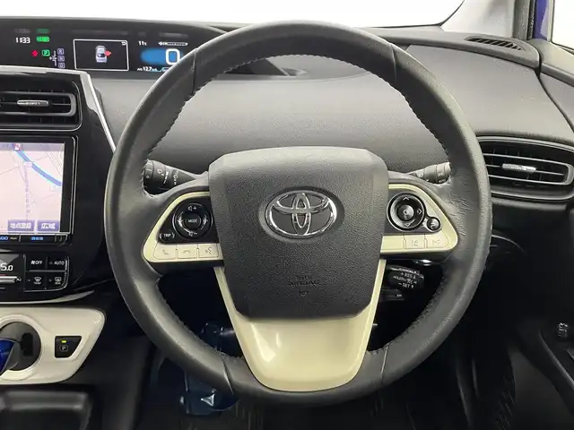 トヨタ プリウス S 宮城県 2016(平28)年 7.9万km ダークブルーマイカM 4WD/サンルーフ/純正9インチナビ/【AM/FM/CD/DVD/SD/フルセグTV/BT】/トヨタセーフティーセンス/ビルトインETC/バックカメラ/LEDヘッドランプ/フォグランプ/ドライブレコーダー/純正エンジンスターター/純正フロアマット/ドアバイザー