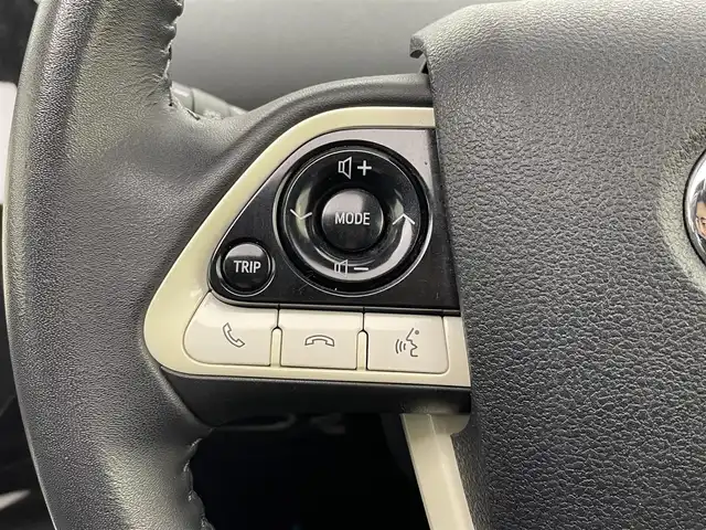 トヨタ プリウス S 宮城県 2016(平28)年 7.9万km ダークブルーマイカM 4WD/サンルーフ/純正9インチナビ/【AM/FM/CD/DVD/SD/フルセグTV/BT】/トヨタセーフティーセンス/ビルトインETC/バックカメラ/LEDヘッドランプ/フォグランプ/ドライブレコーダー/純正エンジンスターター/純正フロアマット/ドアバイザー