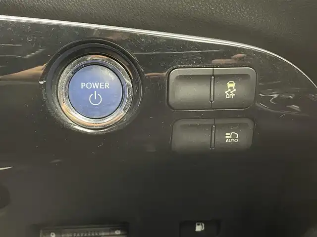 トヨタ プリウス S 宮城県 2016(平28)年 7.9万km ダークブルーマイカM 4WD/サンルーフ/純正9インチナビ/【AM/FM/CD/DVD/SD/フルセグTV/BT】/トヨタセーフティーセンス/ビルトインETC/バックカメラ/LEDヘッドランプ/フォグランプ/ドライブレコーダー/純正エンジンスターター/純正フロアマット/ドアバイザー