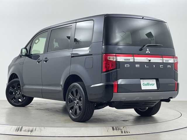 三菱 デリカＤ：５ シャモニー 埼玉県 2025(令7)年 0.1千km グレーⅡ 登録済未使用車/三菱e-Assist/全方位カメラ/両側パワースライドドア/電動リアゲート/ハーフレザーシート/運転席パワーシート/シートヒーター/ステアリングヒーター/パドルシフト/純正１８インチアルミホイール/AC100V/プッシュスタート/スマートキー/スペアキー１本