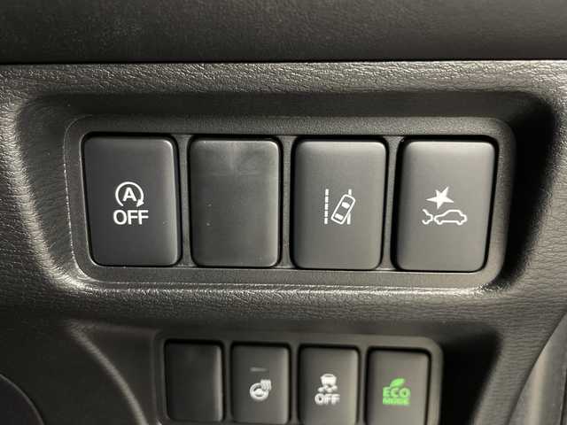 三菱 デリカＤ：５ シャモニー 埼玉県 2025(令7)年 0.1千km グレーⅡ 登録済未使用車/三菱e-Assist/全方位カメラ/両側パワースライドドア/電動リアゲート/ハーフレザーシート/運転席パワーシート/シートヒーター/ステアリングヒーター/パドルシフト/純正１８インチアルミホイール/AC100V/プッシュスタート/スマートキー/スペアキー１本