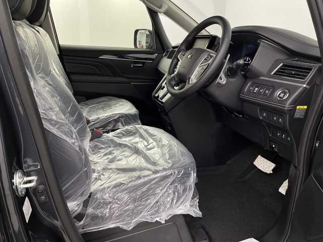 三菱 デリカＤ：５ シャモニー 埼玉県 2025(令7)年 0.1千km グレーⅡ 登録済未使用車/三菱e-Assist/全方位カメラ/両側パワースライドドア/電動リアゲート/ハーフレザーシート/運転席パワーシート/シートヒーター/ステアリングヒーター/パドルシフト/純正１８インチアルミホイール/AC100V/プッシュスタート/スマートキー/スペアキー１本