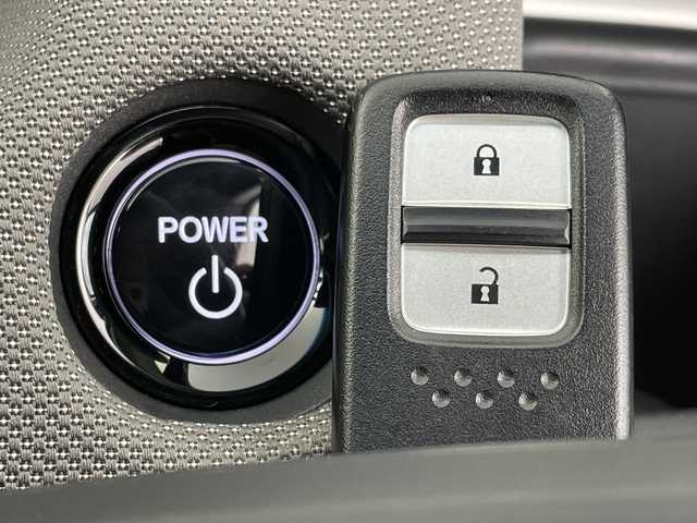 ホンダ フィット e:HEVクロスター 新潟県 2020(令2)年 5.2万km ミッドナイトブルービームM ホンダセンシング/オートホールド/電子パーキング/純正9インチナビ/フルセグ・DVD/バックカメラ/ビルトインETC/純正アルミホイール/前後コーナーセンサー/LEDオートライト/スペアキー