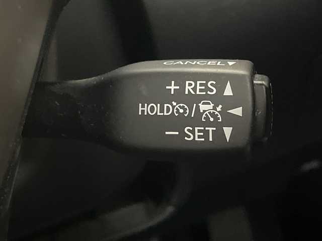 レクサス ＲＸ 450h バージョンL 愛媛県 2021(令3)年 4.8万km グラファイトブラックガラスフレーク ムーンルーフ　110000円/マークレビンソンプレミアムサラウンドサウンドシステム　229900円/後席モニター//235/55R20 102Vタイヤ＆20X8Jアルミホイール（切削光輝）/Lexus Safety System＋　　 プリクラッシュセーフティ（歩行者［昼夜］・自転車運転者［昼］検知機能付衝突回避支援タイプ/ミリ波レーダー＋単眼カメラ方式）/レーントレーシングアシスト［LTA］/オートマチックハイビーム［AHB］/レーダークルーズコントロール（全車速追従機能付）/ロードサインアシスト［RSA］/（付帯機能）先行車発進告知機能［TMN］/N］/パーキングサポートブレーキ（静止物＋後方接近車両）［PKSB］/三眼フルLEDヘッドランプ（ロー・ハイビーム）＆LEDシーケンシャルターンシグナルランプ（フロント・リヤ）/カラーヘッドアップディスプレイ/ステアリングヒーター/セミアニリン本革シート（運転席・助手席ポジションメモリー/運転席・助手席ベンチレーション機能付）/パワーバックドア/パノラミックビューモニター/ETC２．０/全席シートヒーター