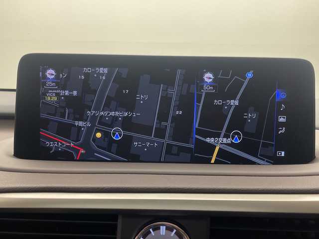 レクサス ＲＸ 450h バージョンL 愛媛県 2021(令3)年 4.8万km グラファイトブラックガラスフレーク ムーンルーフ　110000円/マークレビンソンプレミアムサラウンドサウンドシステム　229900円/後席モニター//235/55R20 102Vタイヤ＆20X8Jアルミホイール（切削光輝）/Lexus Safety System＋　　 プリクラッシュセーフティ（歩行者［昼夜］・自転車運転者［昼］検知機能付衝突回避支援タイプ/ミリ波レーダー＋単眼カメラ方式）/レーントレーシングアシスト［LTA］/オートマチックハイビーム［AHB］/レーダークルーズコントロール（全車速追従機能付）/ロードサインアシスト［RSA］/（付帯機能）先行車発進告知機能［TMN］/N］/パーキングサポートブレーキ（静止物＋後方接近車両）［PKSB］/三眼フルLEDヘッドランプ（ロー・ハイビーム）＆LEDシーケンシャルターンシグナルランプ（フロント・リヤ）/カラーヘッドアップディスプレイ/ステアリングヒーター/セミアニリン本革シート（運転席・助手席ポジションメモリー/運転席・助手席ベンチレーション機能付）/パワーバックドア/パノラミックビューモニター/ETC２．０/全席シートヒーター