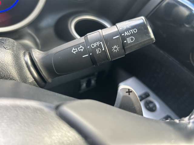 ホンダ Ｎ ＢＯＸ カスタム G ターボ Lパッケージ 東京都 2016(平28)年 7.3万km プレミアムベルベットパープル・パール GathersフルセグTVナビ（VXM-175VFNi）/・Bluetooth/AUX/USB/純正15インチアルミホイール/純正フロアマット/バックカメラ/ETC/両側パワースライドドア/横滑り防止装置/盗難防止装置/ドアバイザー/オートライト/後席サンシェード/プッシュスタート/後席チップアップシート/スマートキー/スペアキー1本/保証書