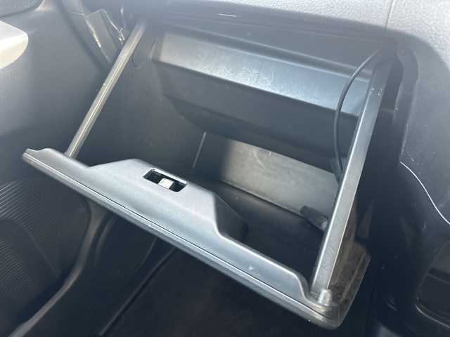 ホンダ Ｎ ＢＯＸ カスタム G ターボ Lパッケージ 東京都 2016(平28)年 7.3万km プレミアムベルベットパープル・パール GathersフルセグTVナビ（VXM-175VFNi）/・Bluetooth/AUX/USB/純正15インチアルミホイール/純正フロアマット/バックカメラ/ETC/両側パワースライドドア/横滑り防止装置/盗難防止装置/ドアバイザー/オートライト/後席サンシェード/プッシュスタート/後席チップアップシート/スマートキー/スペアキー1本/保証書