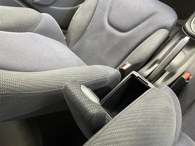 ホンダ フィット ハイブリット 10thアニバーサリー 福井県 2011(平23)年 8.5万km アズールブルーメタリック 純正ナビ/CD/DVD/Bluetooth/TV/クルーズコントロール/バックカメラ/オートライト/ETC/スマートキー/ドアバイザー