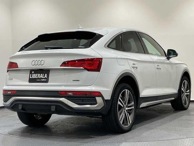 アウディ アウディ Ｑ５ SB 40TDIクワトロ Sライン 新潟県 2021(令3)年 3.4万km グレイシアホワイトメタリック ワンオーナー/S line plus パッケージ/・アーティフィシャルインテリアレザー/・シートヒーター（フロント/リヤ）/・アコースティックガラス（フロントサイド）/バーチャルコックピットプラス/ファインナッパレザーシート/360°カメラ/アダプティブクルーズコントロール/マトリクスLEDヘッドライト/スポーツシート（フロント）/シートヒーター（フロント）/ドアシルトリム S/S lineロゴ/マルチカラーアンビエントライティング/オートマチックテールゲート/MMI ナビゲーション/Bluetooth/アウディサイドアシスト/アクティブレーンアシスト/アウディホールドアシスト/スマートフォンインターフェース