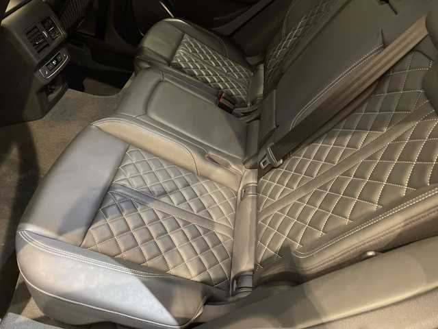 アウディ アウディ Ｑ５ SB 40TDIクワトロ Sライン 新潟県 2021(令3)年 3.4万km グレイシアホワイトメタリック ワンオーナー/S line plus パッケージ/・アーティフィシャルインテリアレザー/・シートヒーター（フロント/リヤ）/・アコースティックガラス（フロントサイド）/バーチャルコックピットプラス/ファインナッパレザーシート/360°カメラ/アダプティブクルーズコントロール/マトリクスLEDヘッドライト/スポーツシート（フロント）/シートヒーター（フロント）/ドアシルトリム S/S lineロゴ/マルチカラーアンビエントライティング/オートマチックテールゲート/MMI ナビゲーション/Bluetooth/アウディサイドアシスト/アクティブレーンアシスト/アウディホールドアシスト/スマートフォンインターフェース