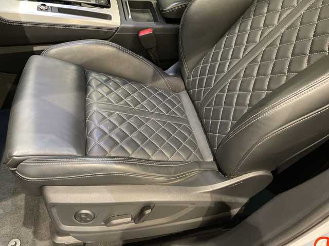 アウディ アウディ Ｑ５ SB 40TDIクワトロ Sライン 新潟県 2021(令3)年 3.4万km グレイシアホワイトメタリック ワンオーナー/S line plus パッケージ/・アーティフィシャルインテリアレザー/・シートヒーター（フロント/リヤ）/・アコースティックガラス（フロントサイド）/バーチャルコックピットプラス/ファインナッパレザーシート/360°カメラ/アダプティブクルーズコントロール/マトリクスLEDヘッドライト/スポーツシート（フロント）/シートヒーター（フロント）/ドアシルトリム S/S lineロゴ/マルチカラーアンビエントライティング/オートマチックテールゲート/MMI ナビゲーション/Bluetooth/アウディサイドアシスト/アクティブレーンアシスト/アウディホールドアシスト/スマートフォンインターフェース