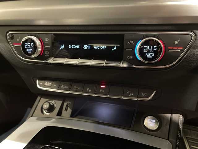 アウディ アウディ Ｑ５ SB 40TDIクワトロ Sライン 新潟県 2021(令3)年 3.4万km グレイシアホワイトメタリック ワンオーナー/S line plus パッケージ/・アーティフィシャルインテリアレザー/・シートヒーター（フロント/リヤ）/・アコースティックガラス（フロントサイド）/バーチャルコックピットプラス/ファインナッパレザーシート/360°カメラ/アダプティブクルーズコントロール/マトリクスLEDヘッドライト/スポーツシート（フロント）/シートヒーター（フロント）/ドアシルトリム S/S lineロゴ/マルチカラーアンビエントライティング/オートマチックテールゲート/MMI ナビゲーション/Bluetooth/アウディサイドアシスト/アクティブレーンアシスト/アウディホールドアシスト/スマートフォンインターフェース