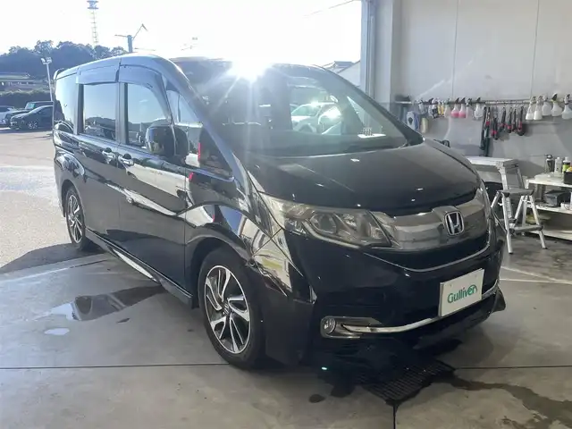 ホンダ ステップワゴン スパーダ クルスピセンシング 宮崎県 2016(平28)年 14.7万km プレミアムスパークルブラックパール 純正ナビ/ETC/ホンダセンシング/ドライブレコーダー/バックカメラ/両側パワースライドドア/フリップダウンモニター/TV/BT/スマートキー/プッシュスタート/LEDヘッドライト/フォグランプ/ウィンカーミラー/電動格納ミラー