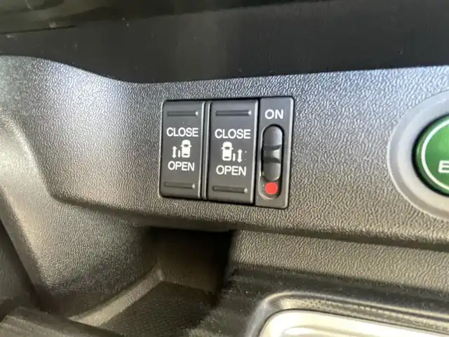 ホンダ ステップワゴン スパーダ クルスピセンシング 宮崎県 2016(平28)年 14.7万km プレミアムスパークルブラックパール 純正ナビ/ETC/ホンダセンシング/ドライブレコーダー/バックカメラ/両側パワースライドドア/フリップダウンモニター/TV/BT/スマートキー/プッシュスタート/LEDヘッドライト/フォグランプ/ウィンカーミラー/電動格納ミラー