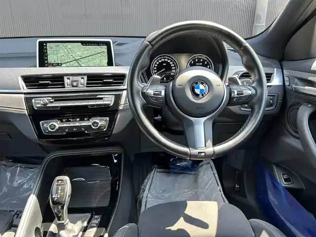 ＢＭＷ Ｘ２ xDrive20i MスポーツX 香川県 2019(平31)年 4.3万km アルピンホワイトⅢ パノラマＳＲ　/ＨＵＤ　/純正ナビ　/バックカメラ　/ＡＣＣ　/シートヒーター/ＰＤＣ　/パーキングアシスト　/パドルシフト　/ＬＥＤヘッドライト　/オートライト　/電動リアゲート