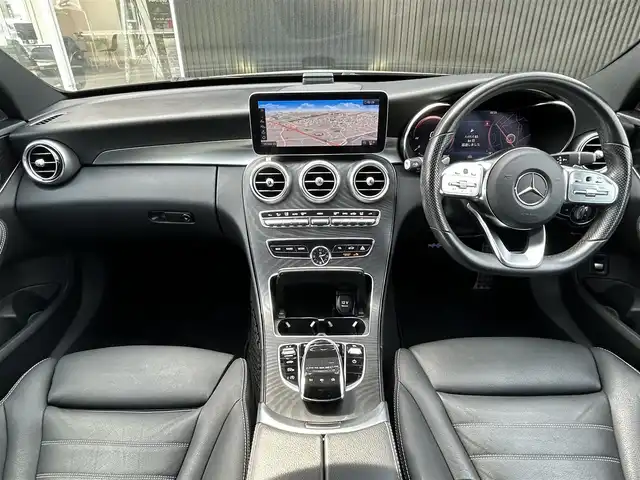 メルセデス・ベンツ Ｃ２２０ｄ アバンギャルド　AMGライン 福岡県 2019(平31)年 3.6万km オブシディアンブラック 純正ナビ/BT/USB/SD/フルセグ/ブルメスターサウンド/Applecarplay/バックカメラ/ETC2.0/アンビエントライト/エアサス/ACC/レーンキープアシスト/ブラインドスポットモニター/アクティブブレーキアシスト/革巻きステアリング/パドルシフト/ステアリングスイッチ/HUD/ブラックレザーシート/パワーシートD-N/シートヒーターD-N/シートメモリD-N/電動リヤゲート/LEDヘッドライト/オートライト/フォグライト（リヤ）/コーナーセンサー前後/純正フロアマット/純正18AW