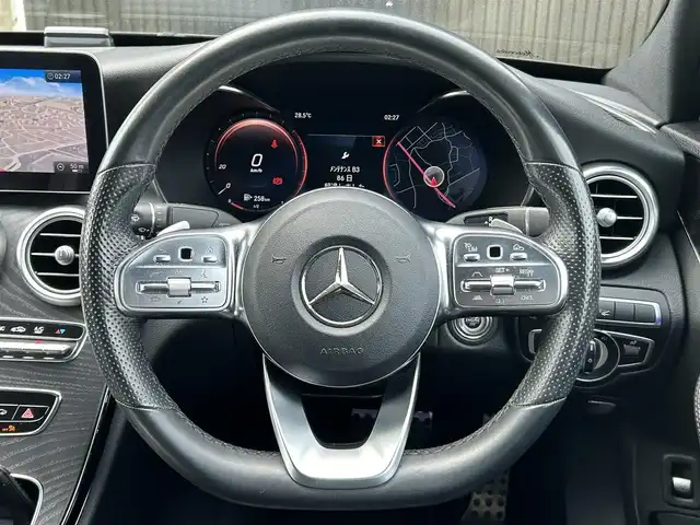 メルセデス・ベンツ Ｃ２２０ｄ アバンギャルド　AMGライン 福岡県 2019(平31)年 3.6万km オブシディアンブラック 純正ナビ/BT/USB/SD/フルセグ/ブルメスターサウンド/Applecarplay/バックカメラ/ETC2.0/アンビエントライト/エアサス/ACC/レーンキープアシスト/ブラインドスポットモニター/アクティブブレーキアシスト/革巻きステアリング/パドルシフト/ステアリングスイッチ/HUD/ブラックレザーシート/パワーシートD-N/シートヒーターD-N/シートメモリD-N/電動リヤゲート/LEDヘッドライト/オートライト/フォグライト（リヤ）/コーナーセンサー前後/純正フロアマット/純正18AW