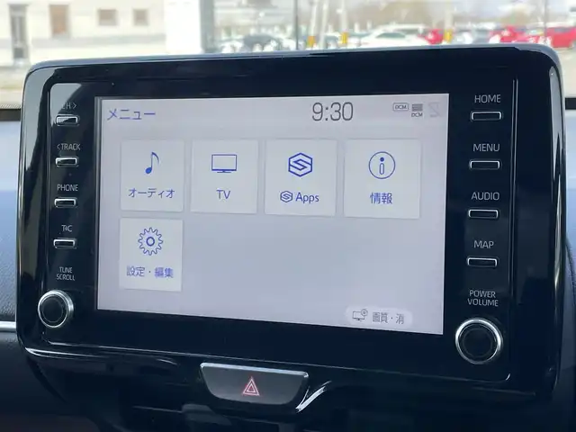 トヨタ ヤリスクロス ハイブリッド Z 道央・札幌 2020(令2)年 7.2万km ブラックマイカ/ブラスゴールドメタリック 2トーン ４WD/純正ディスプレイオーディオ/AM/FM/BT/フルセグ/トヨタセーフティセンス/プリクラッシュセーフティ/横滑り防止装置/レーダークルーズコントロール/ダウンヒルアシストコントロール/レーンキープアシスト/クリアランスソナー/ブラインドスポットモニター/リアクロストラフィックアラート/パーキングサポートブレーキ/ロードサインアシスト/パノラミックビューモニター/ビルトインETC2.0/ドライブレコーダー/DRIVEMODE切替/EVMODE/パワーバックドア/D席パワーシート/前席シートヒーター/ハーフレザーシート/革巻きステアリング/ステアリングリモコン/ハンドルヒーター/電動パーキング/ブレーキホールド/プッシュスタート/スマートキー/LEDヘッドライト/オートライト/オートハイビーム/フォグランプ/電動格納ミラー/ヒーテッドドアミラー/ウィンカーミラー/純正フロアマット/ドアバイザー